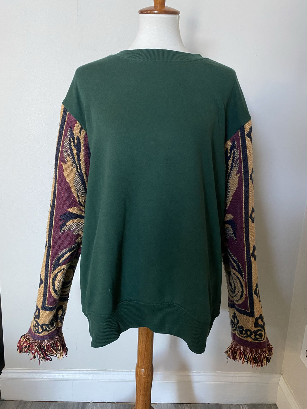 Soft Crewneck with Sunflower Blanket Arms